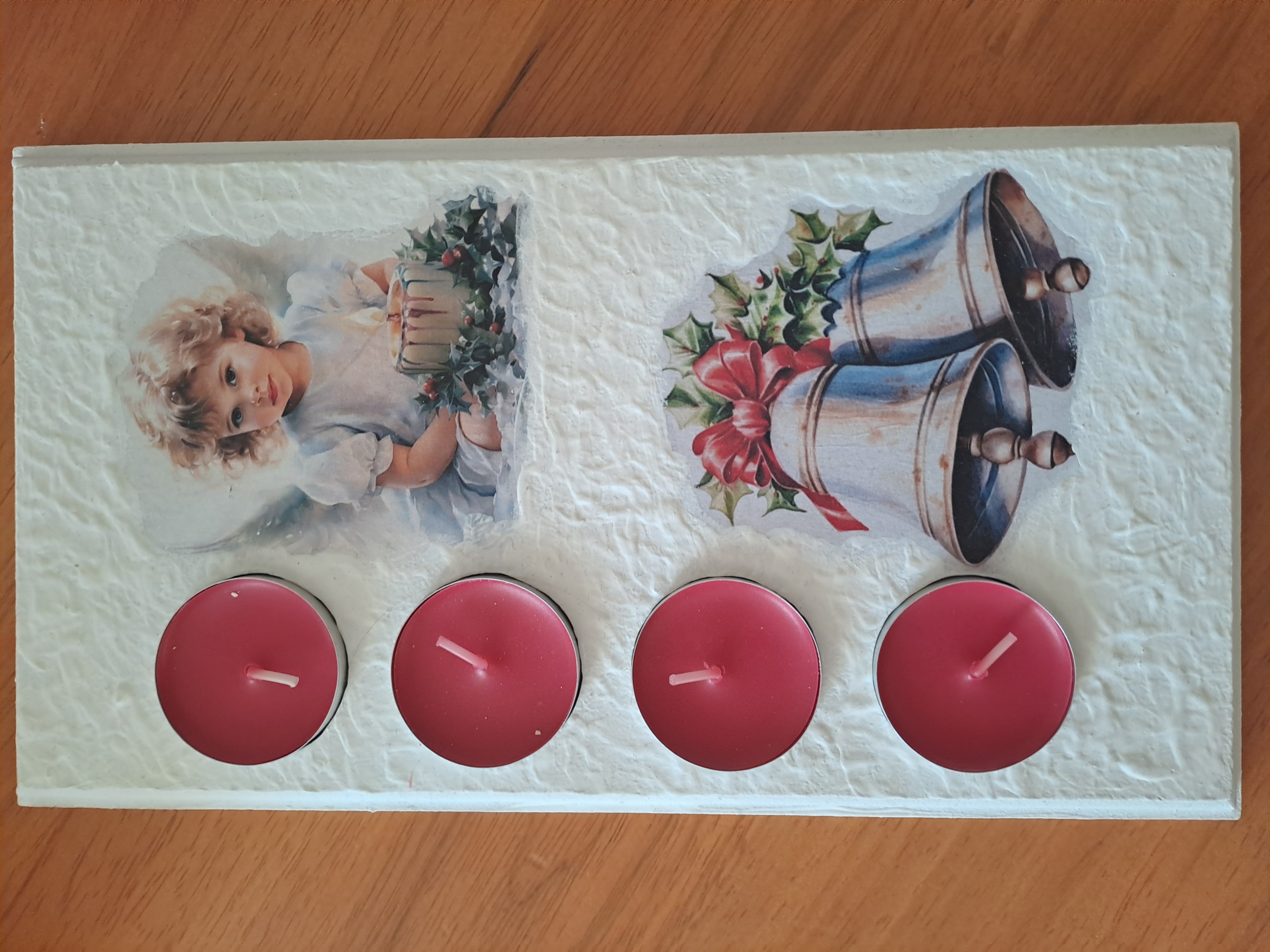 Svícen na 4 svíčky  - andílek a zvonky 