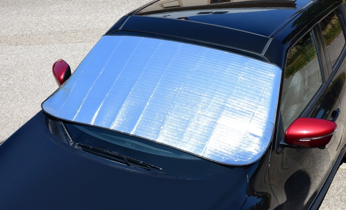 Clona do auta -proti mrazu, proti slunci 