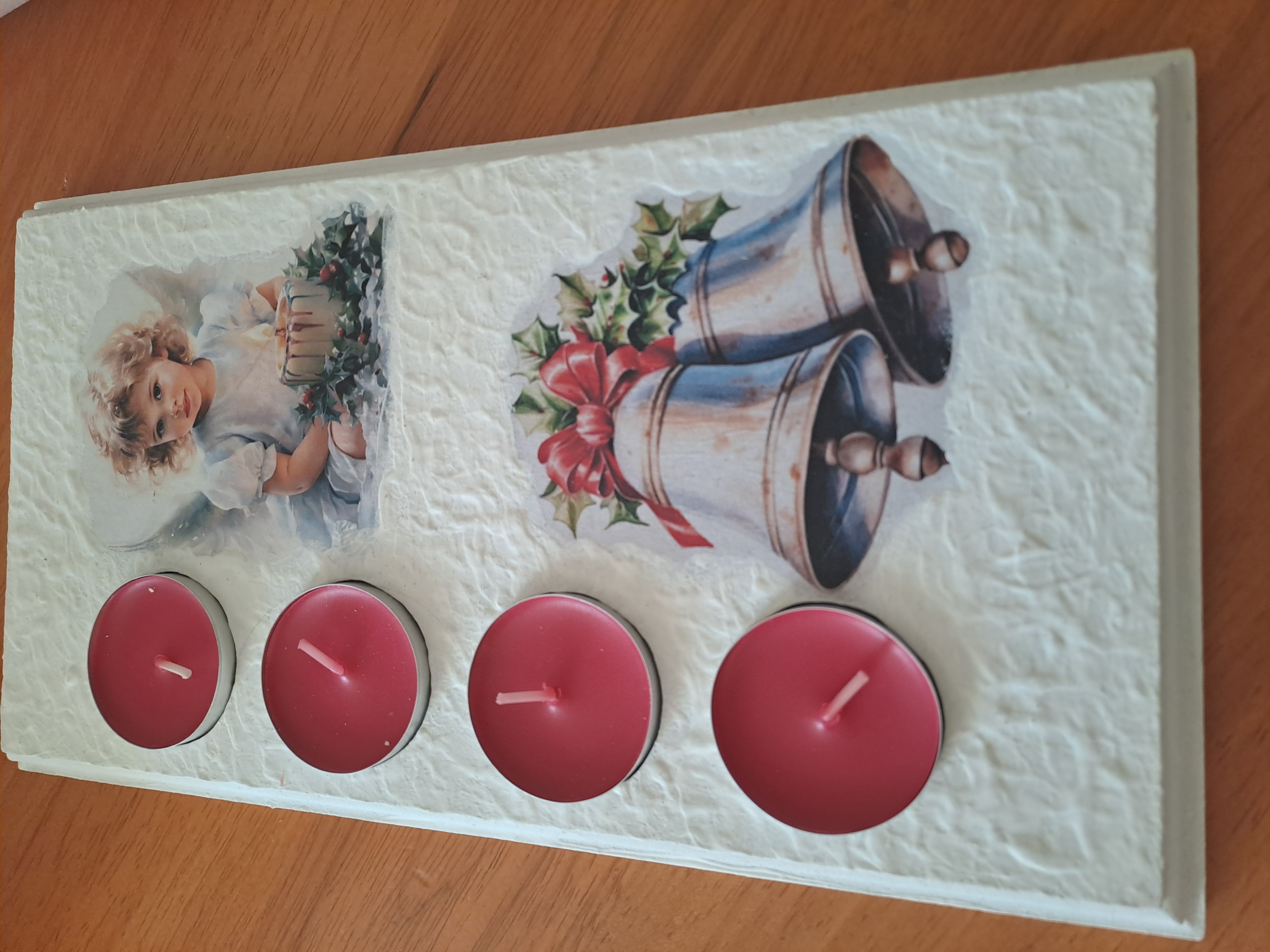 Svícen na 4 svíčky  - andílek a zvonky 