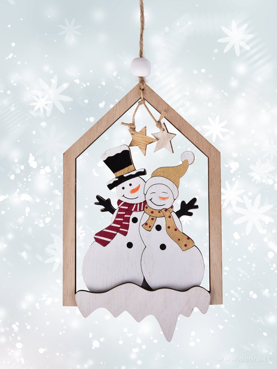 Dřevěná ozdoba ve tvaru domečku se sněhuláky