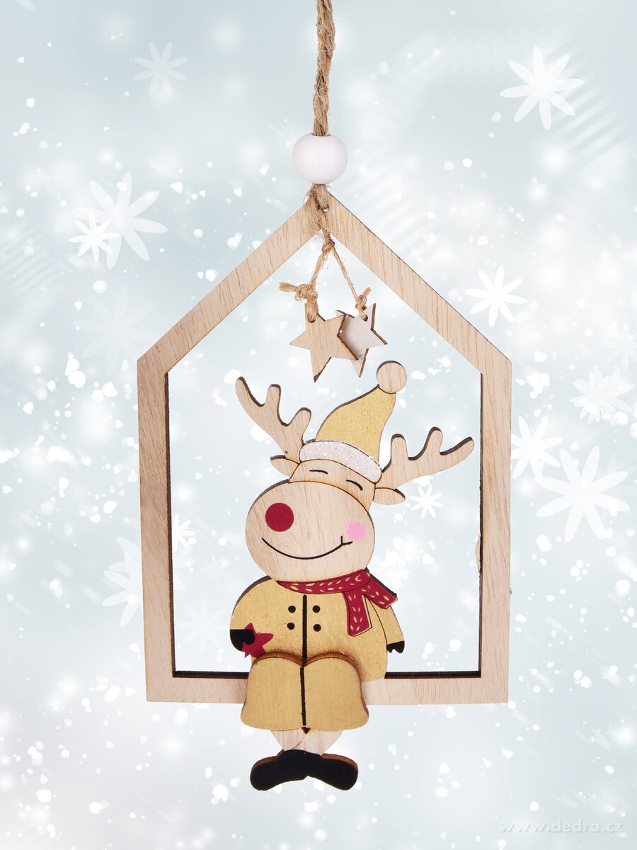 Dřevěná ozdoba ve tvaru domečku se sobíkem 