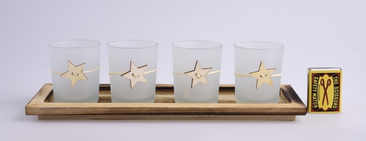 Svícen na dřevěném podstavci - 4 kusy