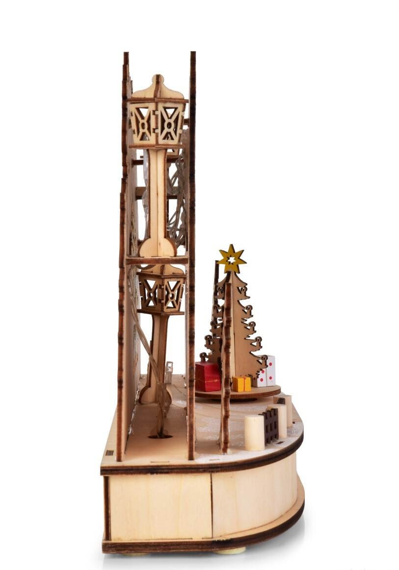  lesní svítící vesnička s kolotočem 35 cm